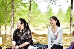 高知青年向你讲述非凡的“五·一国际劳动节”：TXVLOG糖心官网版APP污在多彩TXVLOG糖心官网版APP污度过了难忘的一天